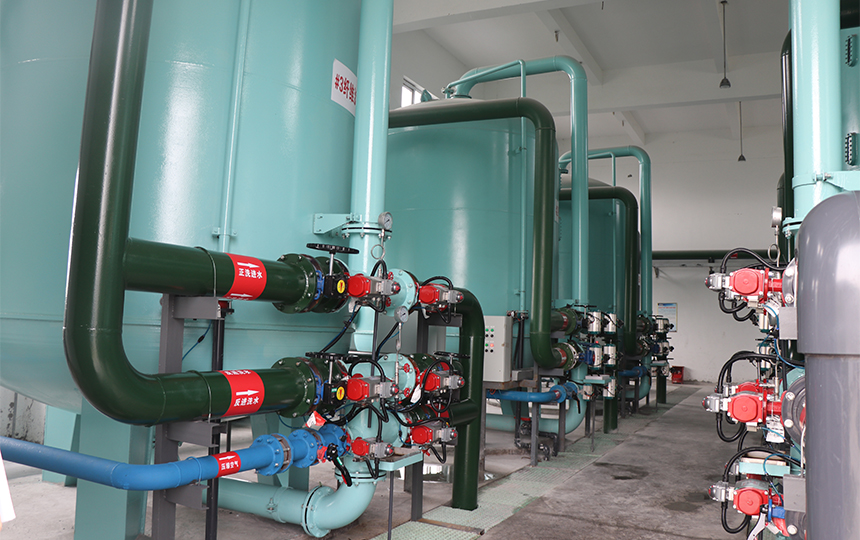 Large capacity fiber manufacturing base